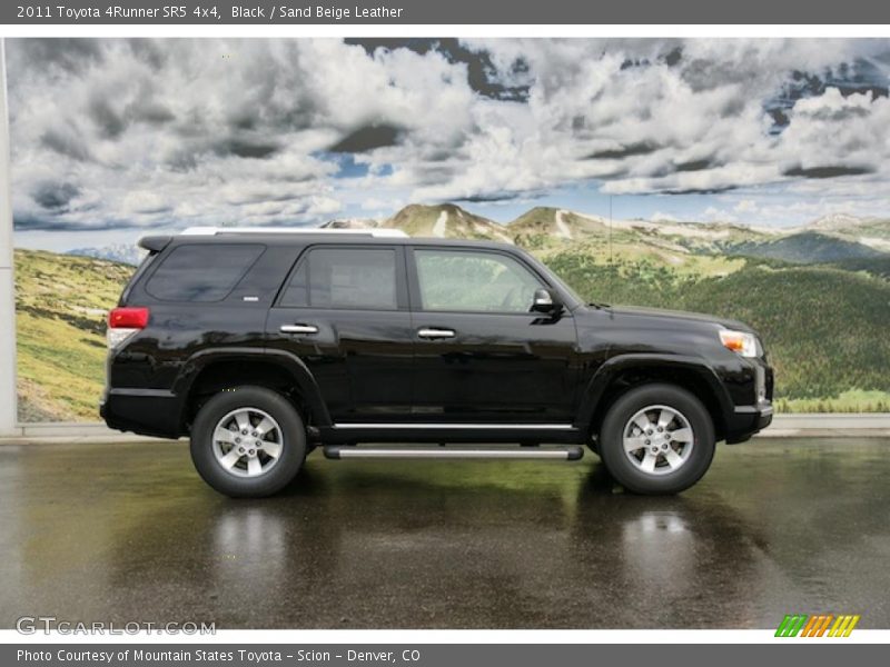  2011 4Runner SR5 4x4 Black