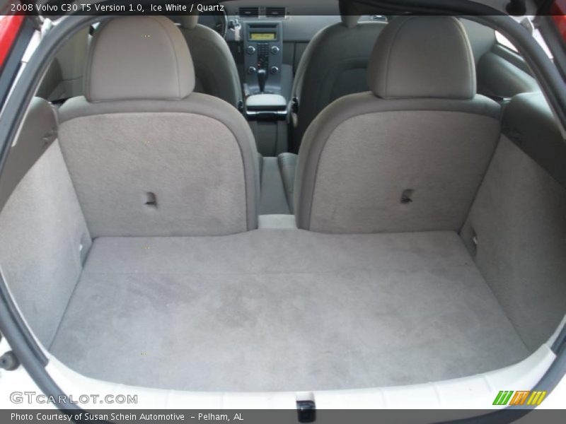 Ice White / Quartz 2008 Volvo C30 T5 Version 1.0