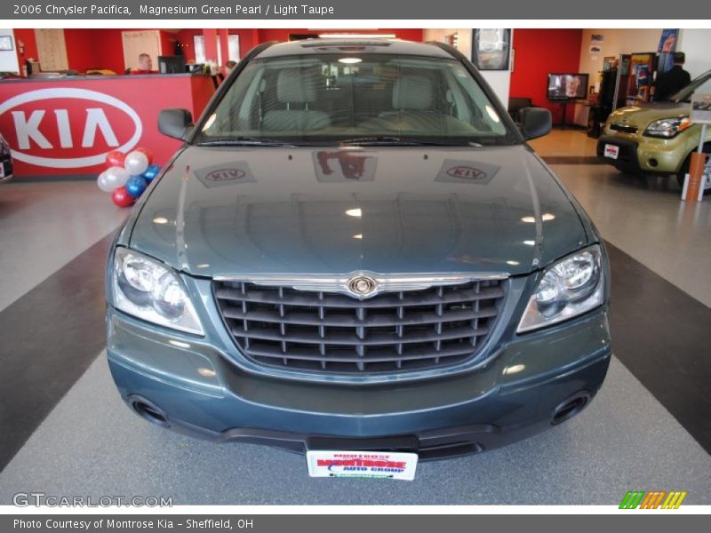 Magnesium Green Pearl / Light Taupe 2006 Chrysler Pacifica