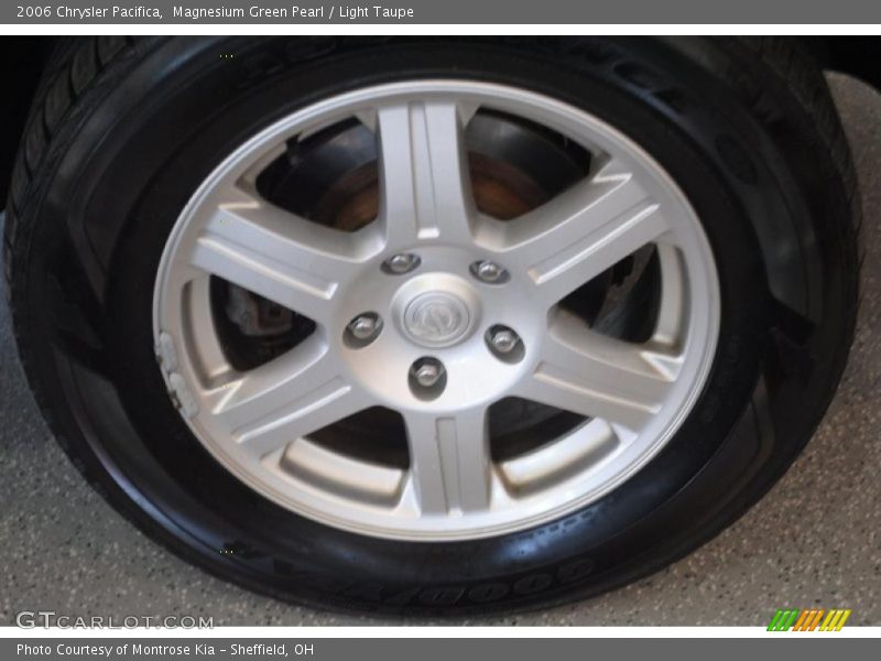 Magnesium Green Pearl / Light Taupe 2006 Chrysler Pacifica