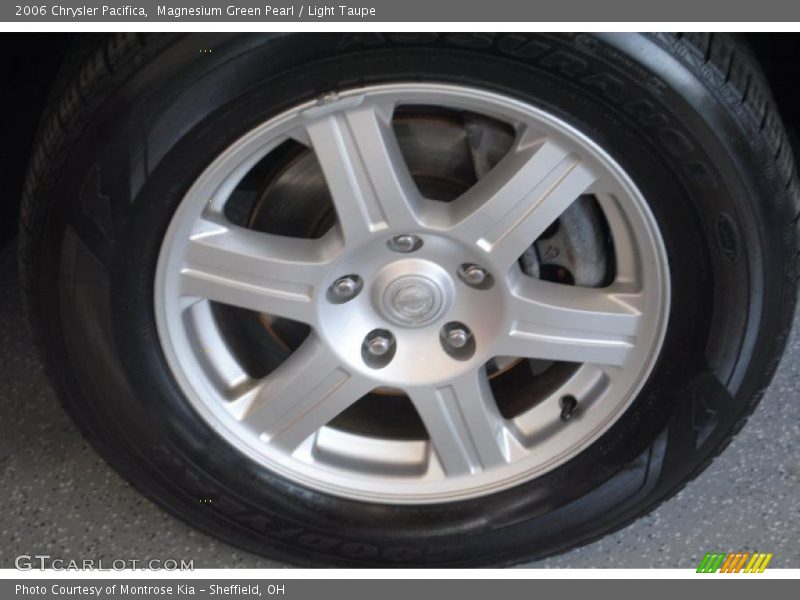 Magnesium Green Pearl / Light Taupe 2006 Chrysler Pacifica