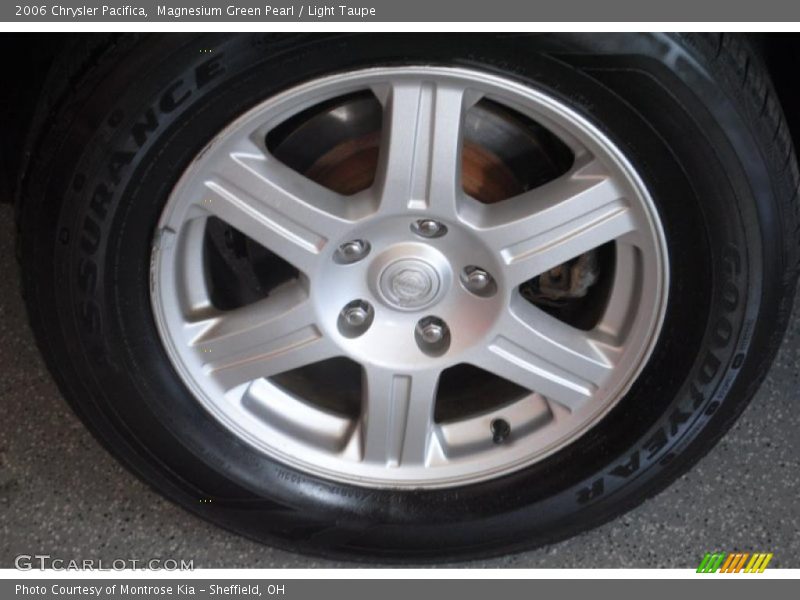 Magnesium Green Pearl / Light Taupe 2006 Chrysler Pacifica