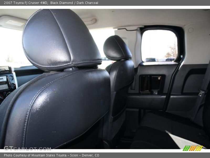 Black Diamond / Dark Charcoal 2007 Toyota FJ Cruiser 4WD