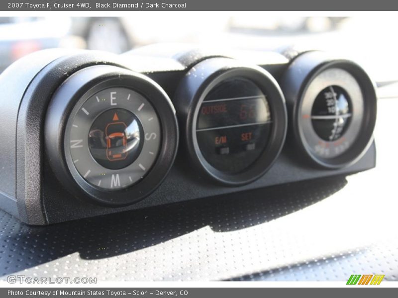Black Diamond / Dark Charcoal 2007 Toyota FJ Cruiser 4WD