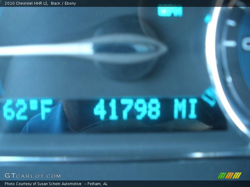 Black / Ebony 2010 Chevrolet HHR LS