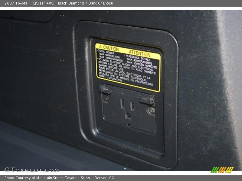 Black Diamond / Dark Charcoal 2007 Toyota FJ Cruiser 4WD