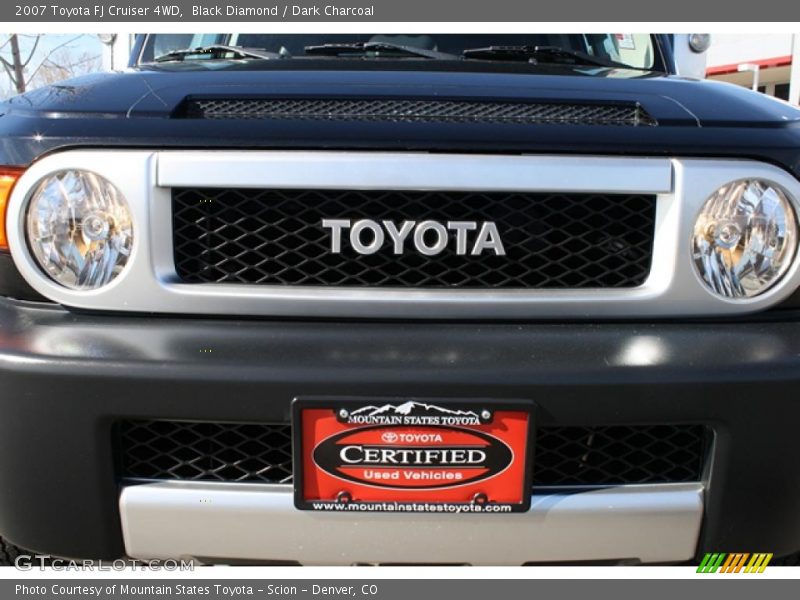 Black Diamond / Dark Charcoal 2007 Toyota FJ Cruiser 4WD
