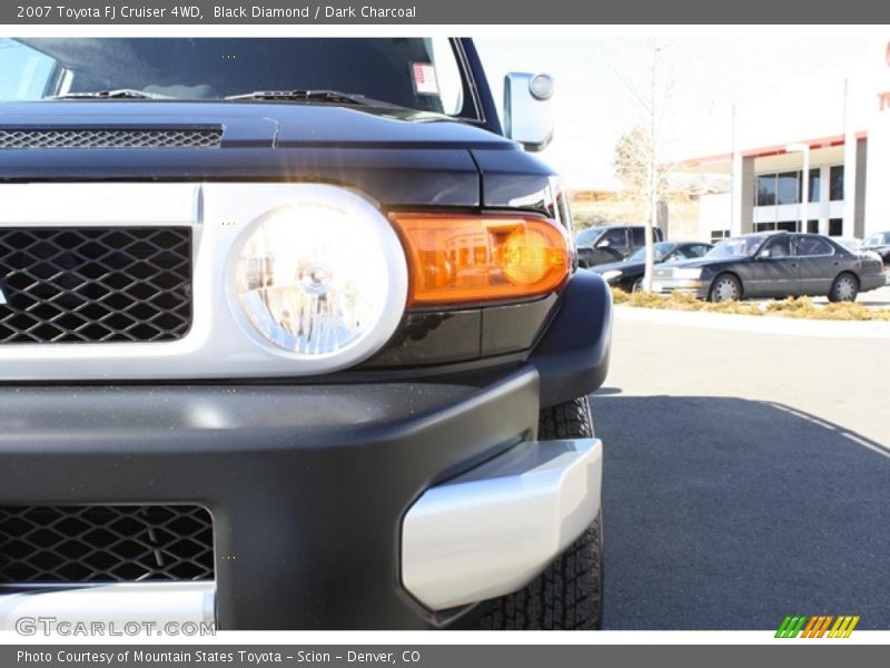Black Diamond / Dark Charcoal 2007 Toyota FJ Cruiser 4WD