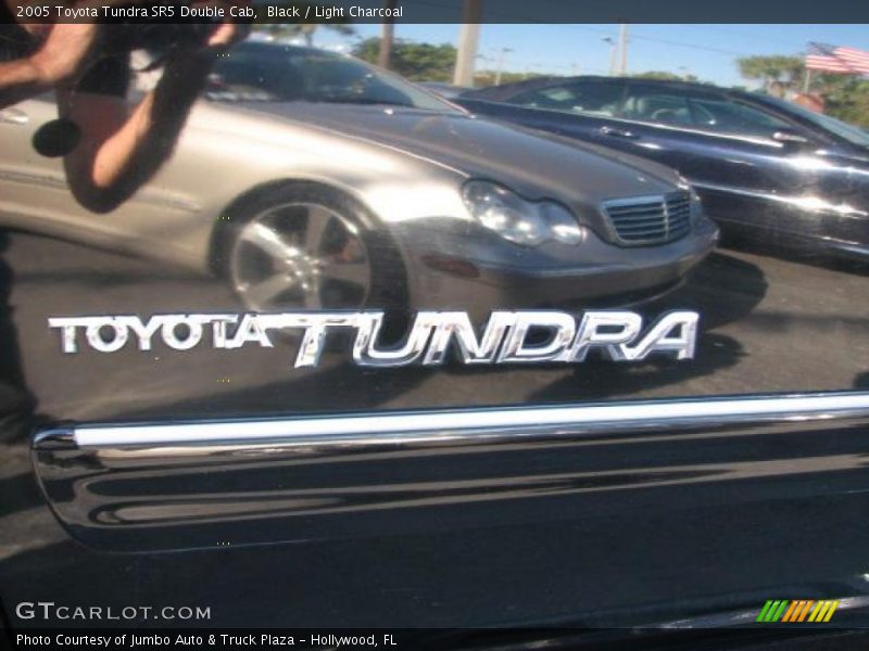 Black / Light Charcoal 2005 Toyota Tundra SR5 Double Cab