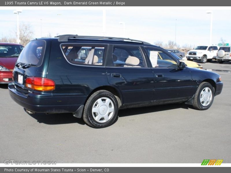 Dark Emerald Green Metallic / Beige 1995 Toyota Camry LE V6 Wagon