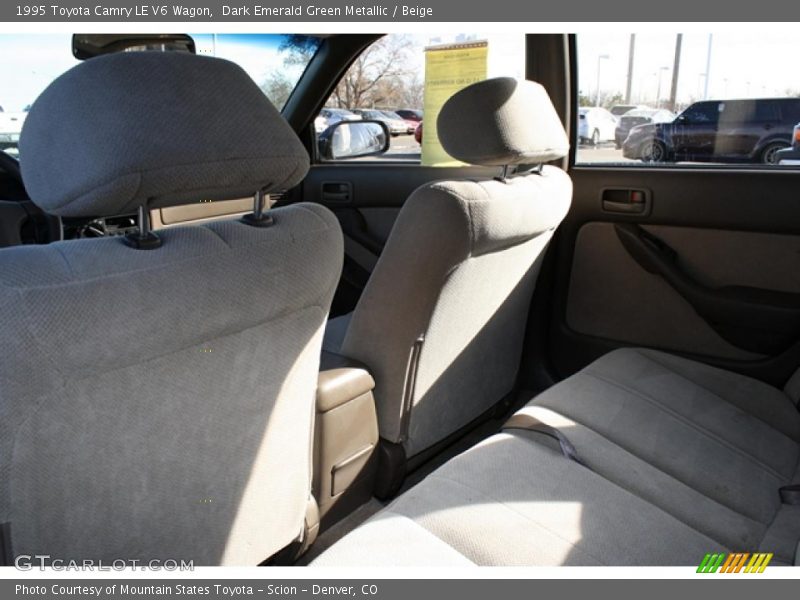 Dark Emerald Green Metallic / Beige 1995 Toyota Camry LE V6 Wagon