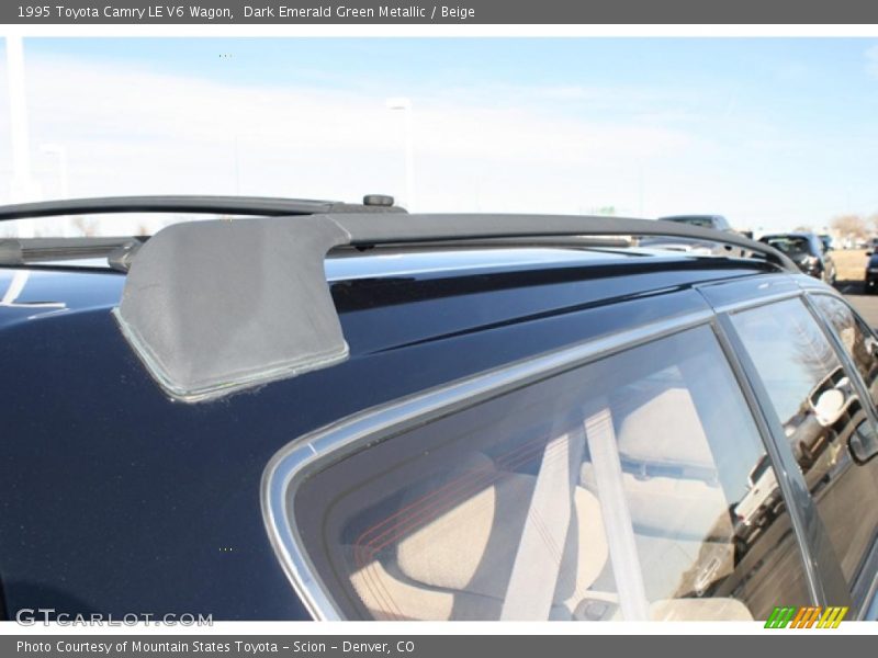 Dark Emerald Green Metallic / Beige 1995 Toyota Camry LE V6 Wagon