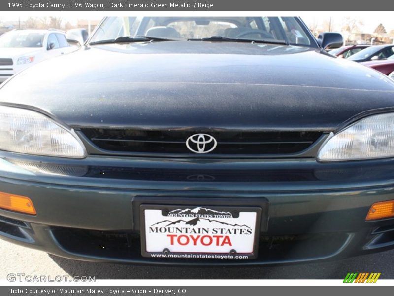 Dark Emerald Green Metallic / Beige 1995 Toyota Camry LE V6 Wagon