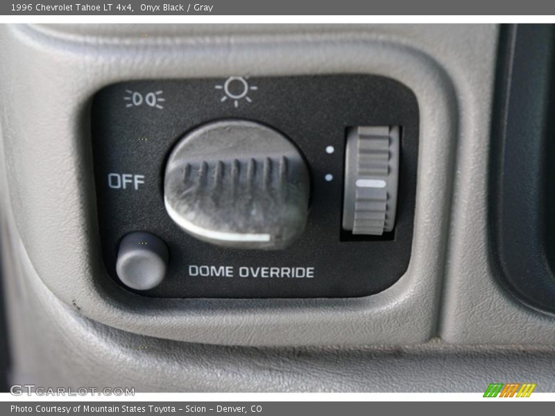 Onyx Black / Gray 1996 Chevrolet Tahoe LT 4x4