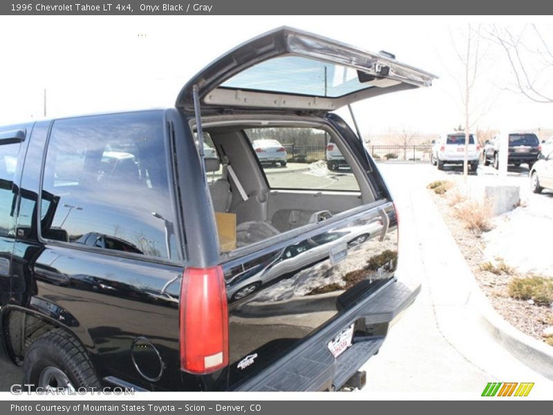 Onyx Black / Gray 1996 Chevrolet Tahoe LT 4x4