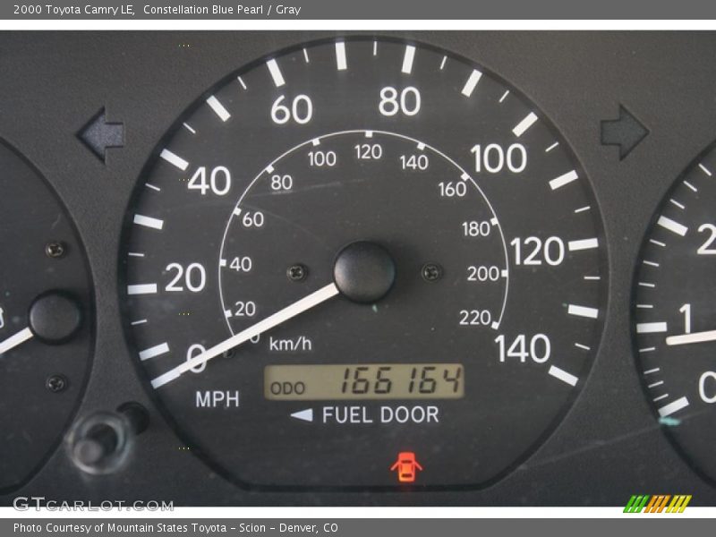 Constellation Blue Pearl / Gray 2000 Toyota Camry LE