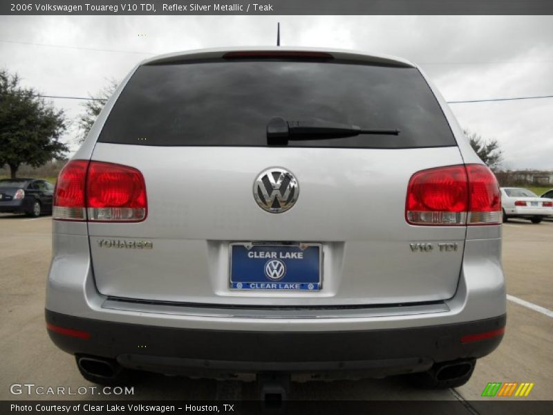 Reflex Silver Metallic / Teak 2006 Volkswagen Touareg V10 TDI