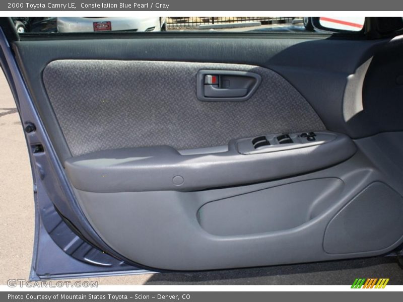 Constellation Blue Pearl / Gray 2000 Toyota Camry LE