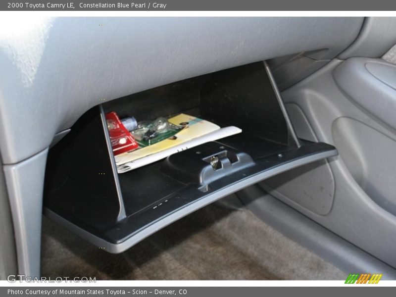 Constellation Blue Pearl / Gray 2000 Toyota Camry LE