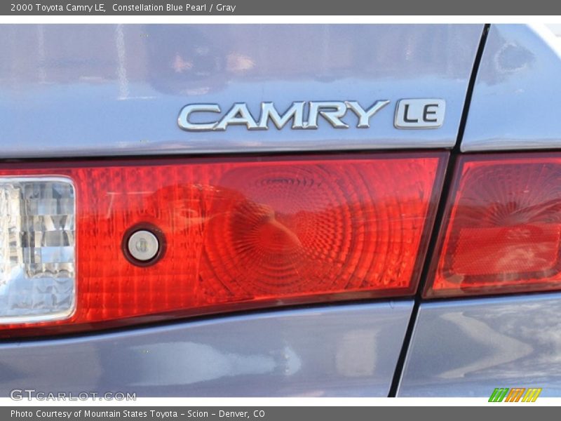 Constellation Blue Pearl / Gray 2000 Toyota Camry LE
