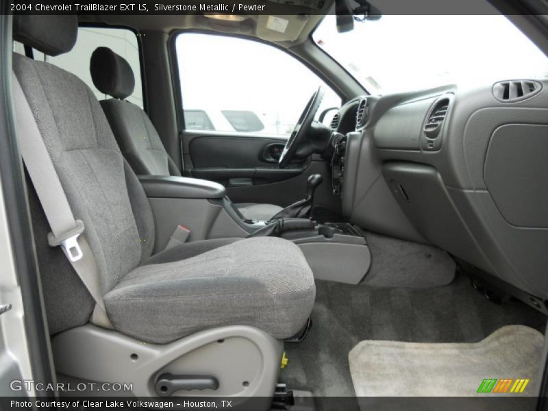  2004 TrailBlazer EXT LS Pewter Interior