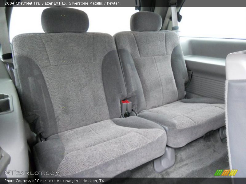  2004 TrailBlazer EXT LS Pewter Interior