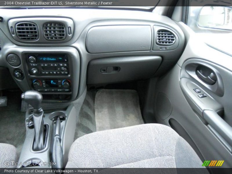Silverstone Metallic / Pewter 2004 Chevrolet TrailBlazer EXT LS