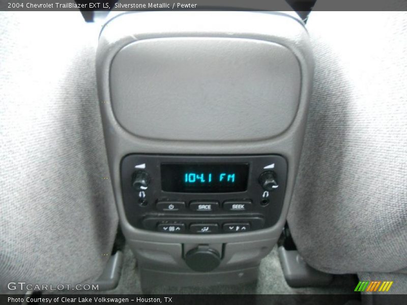 Controls of 2004 TrailBlazer EXT LS
