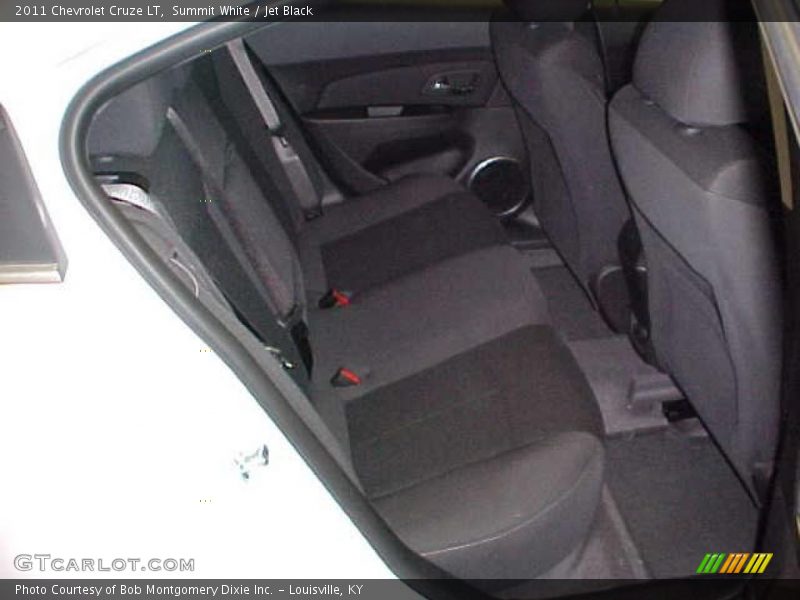 Summit White / Jet Black 2011 Chevrolet Cruze LT