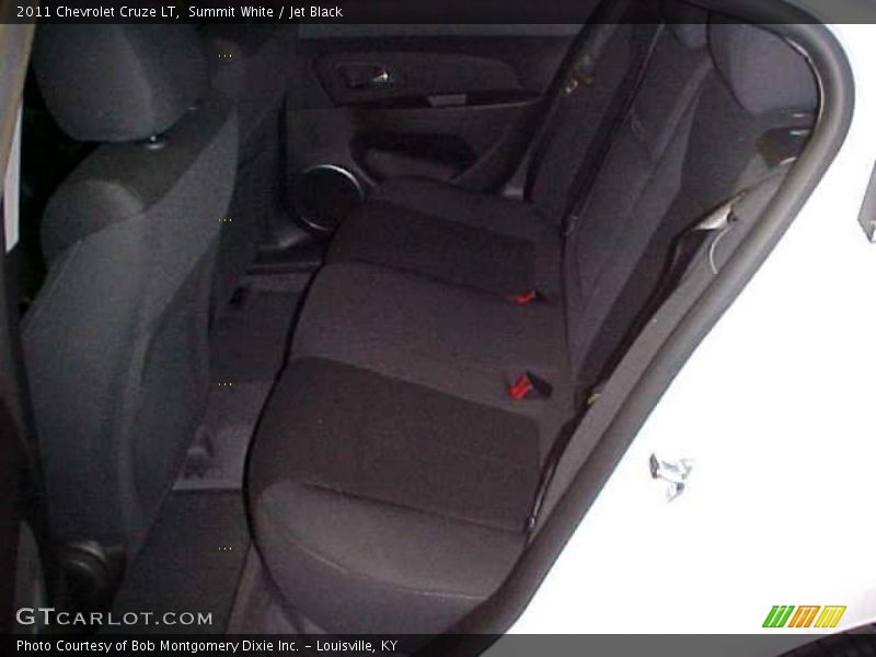 Summit White / Jet Black 2011 Chevrolet Cruze LT
