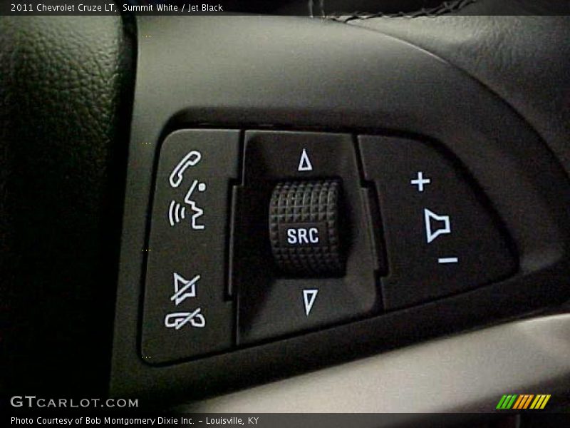 Summit White / Jet Black 2011 Chevrolet Cruze LT