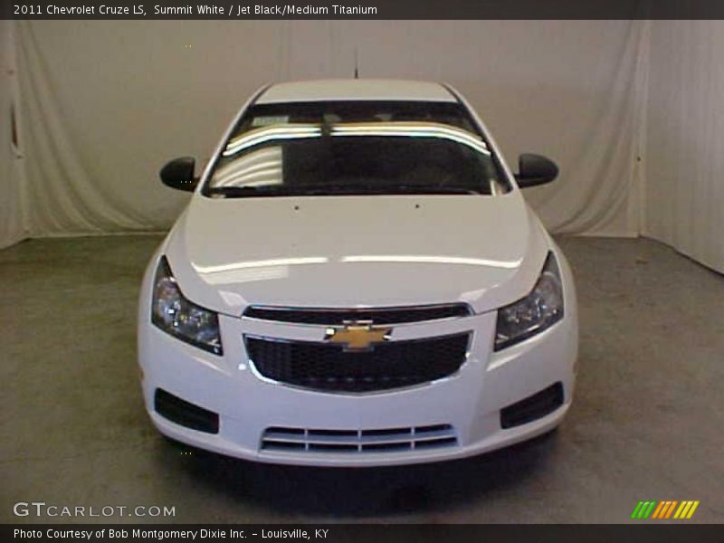 Summit White / Jet Black/Medium Titanium 2011 Chevrolet Cruze LS