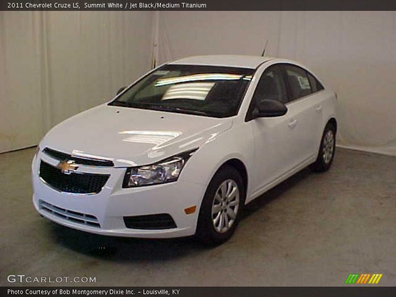 Summit White / Jet Black/Medium Titanium 2011 Chevrolet Cruze LS