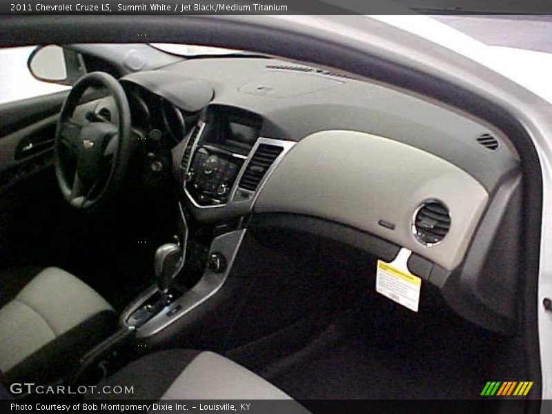 Summit White / Jet Black/Medium Titanium 2011 Chevrolet Cruze LS