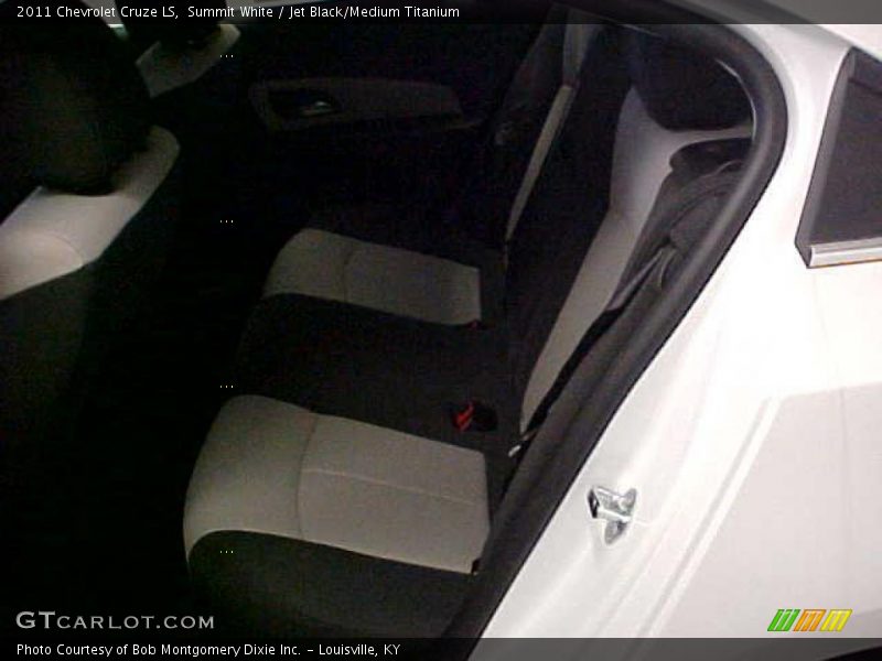 Summit White / Jet Black/Medium Titanium 2011 Chevrolet Cruze LS