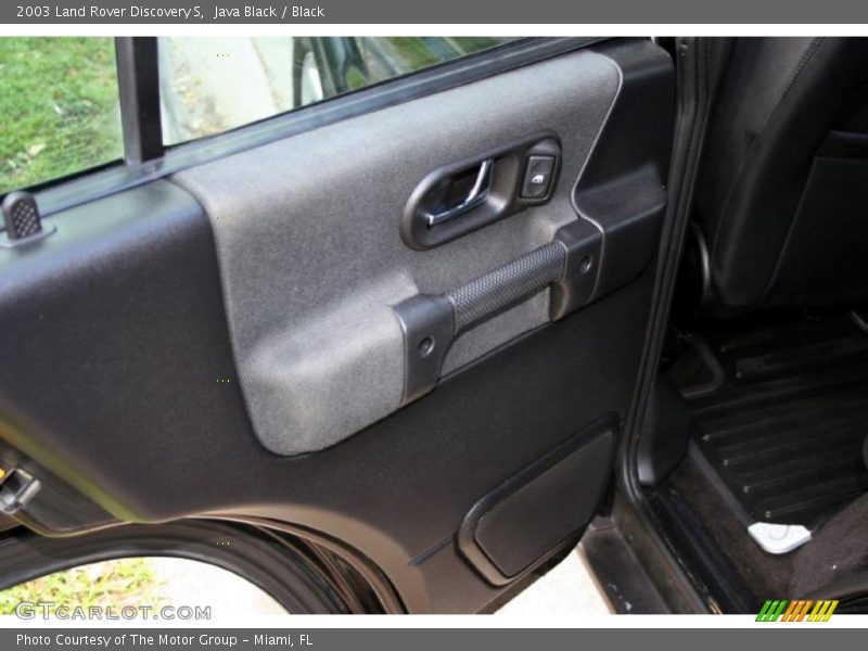 Java Black / Black 2003 Land Rover Discovery S