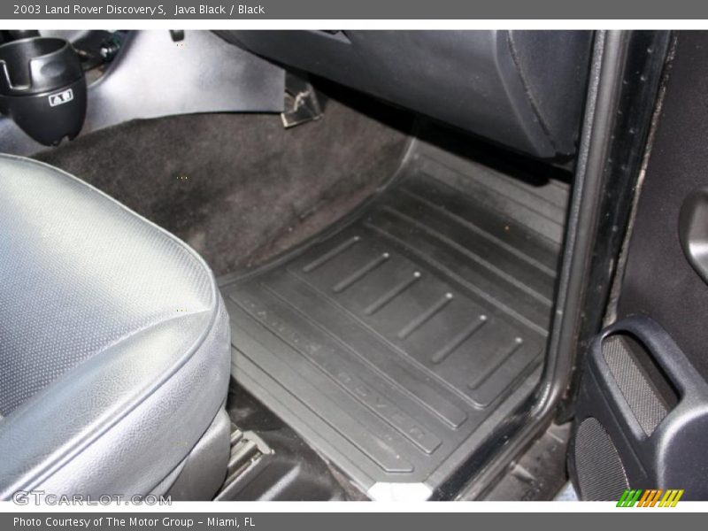Java Black / Black 2003 Land Rover Discovery S