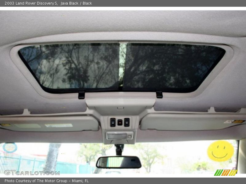 Java Black / Black 2003 Land Rover Discovery S