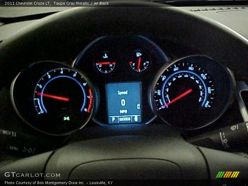 Taupe Gray Metallic / Jet Black 2011 Chevrolet Cruze LT