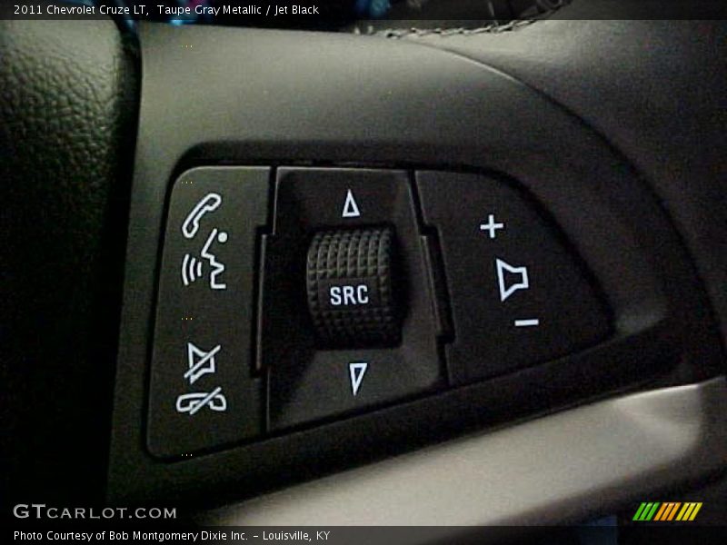 Taupe Gray Metallic / Jet Black 2011 Chevrolet Cruze LT