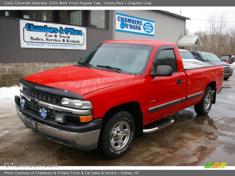 Victory Red / Graphite Gray 2002 Chevrolet Silverado 1500 Work Truck Regular Cab