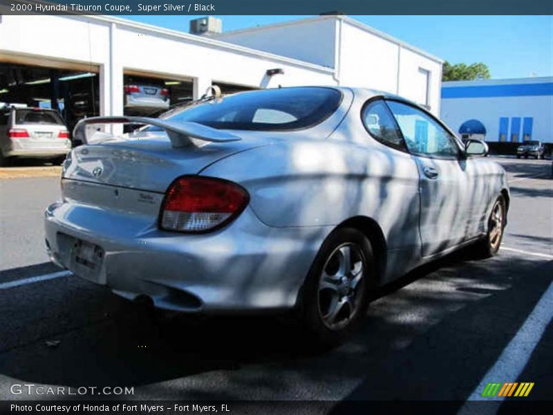 Super Silver / Black 2000 Hyundai Tiburon Coupe