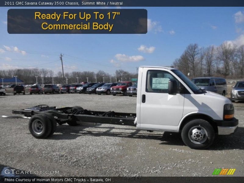 Summit White / Neutral 2011 GMC Savana Cutaway 3500 Chassis