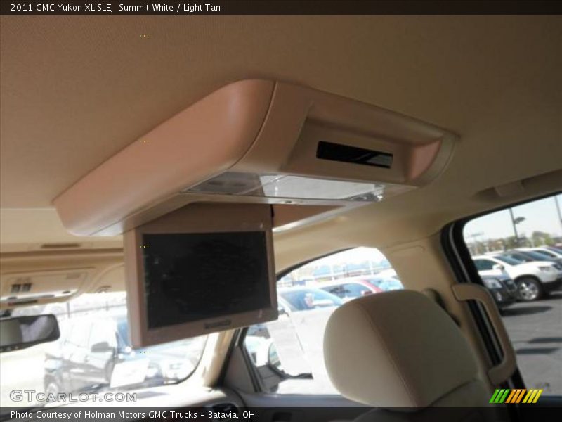 Summit White / Light Tan 2011 GMC Yukon XL SLE