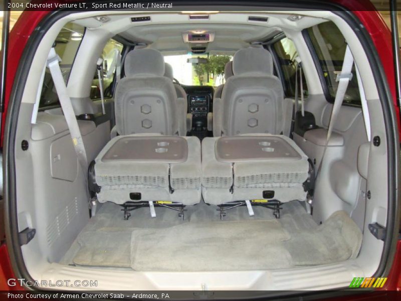  2004 Venture LT Trunk