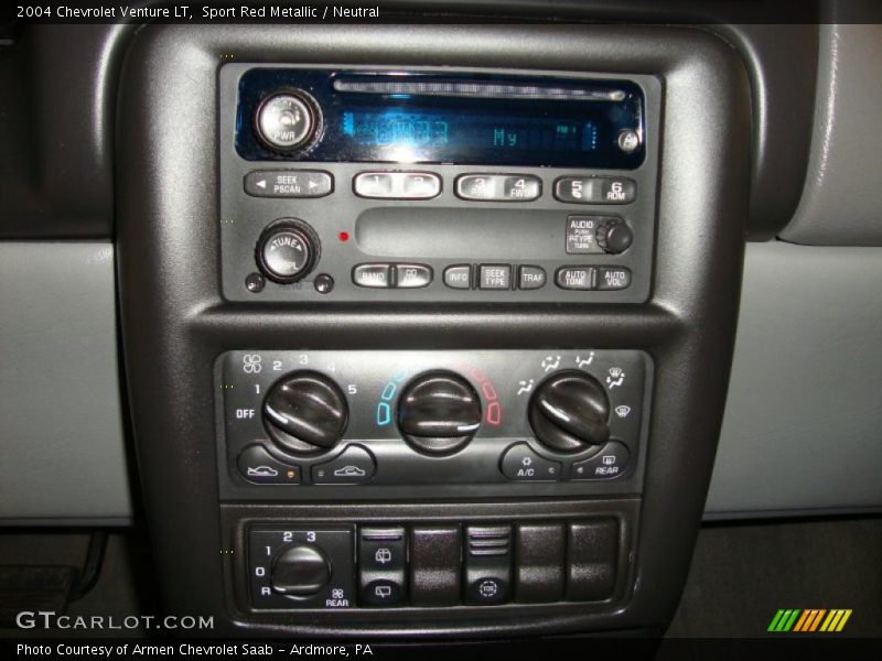 Controls of 2004 Venture LT