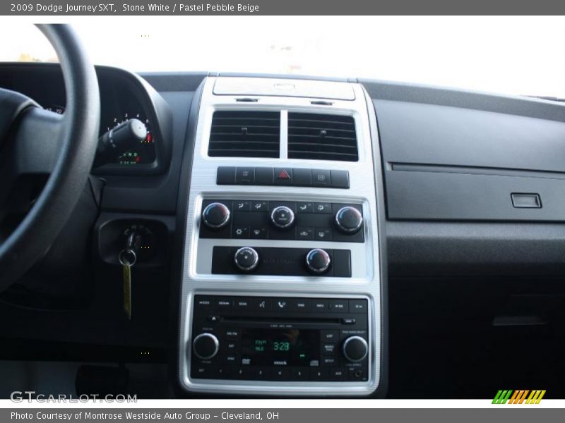 Stone White / Pastel Pebble Beige 2009 Dodge Journey SXT