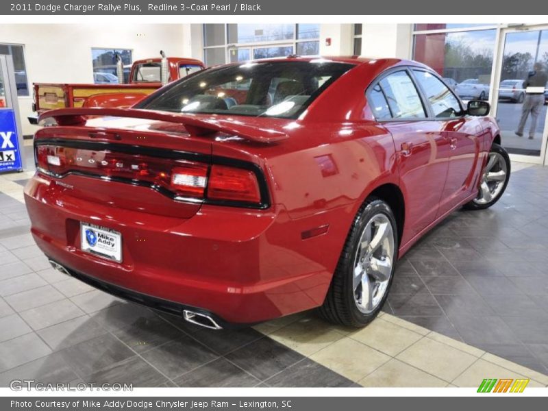 Redline 3-Coat Pearl / Black 2011 Dodge Charger Rallye Plus