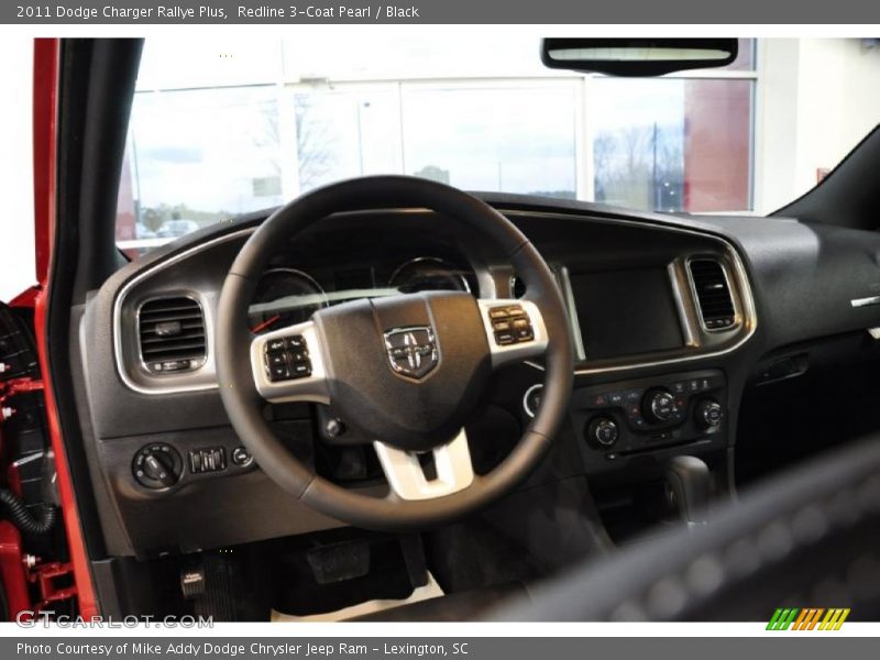 Redline 3-Coat Pearl / Black 2011 Dodge Charger Rallye Plus