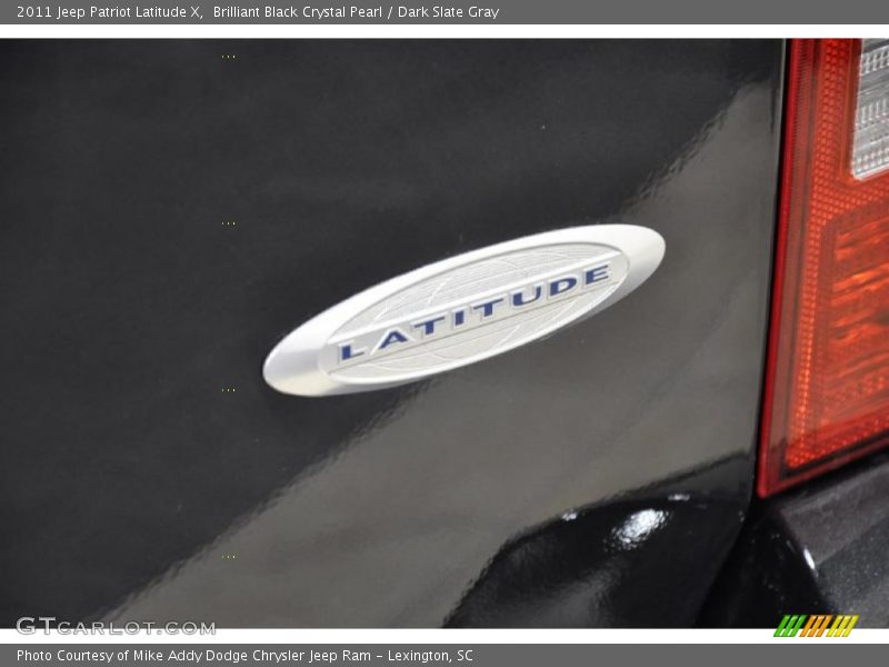 Brilliant Black Crystal Pearl / Dark Slate Gray 2011 Jeep Patriot Latitude X
